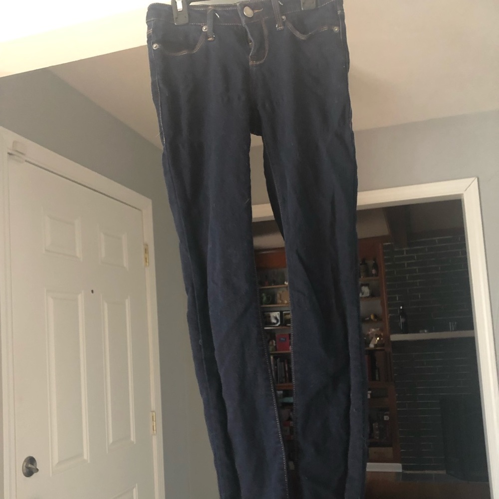 Stretchy skinny jeans